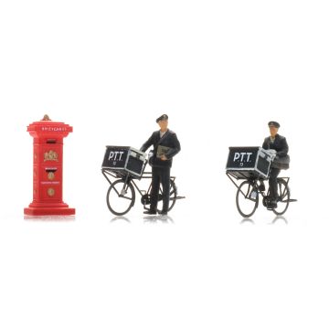 Artitec Fahrradfahrende Postboten mit Briefkasten -  Fertigmodell aus Resin, lackiert - H0 / 1:87 (AR5870052)