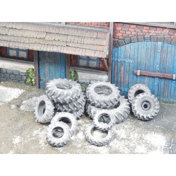 Juweela ALTE TRAKTORREIFEN - ANTHRAZIET -  - 1 / 1:32 (JW23350)